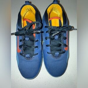 Nike Isofly GS Total Navy Kids Youth Basketball Hoopers Shoes 4Y